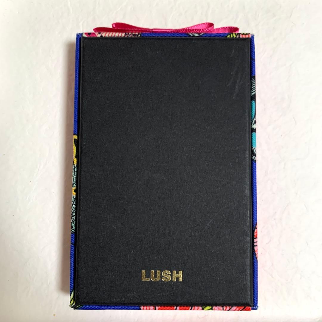 k*a様 ラッシュ パフュームギフト LUSH 香水セット 5本入り Volum