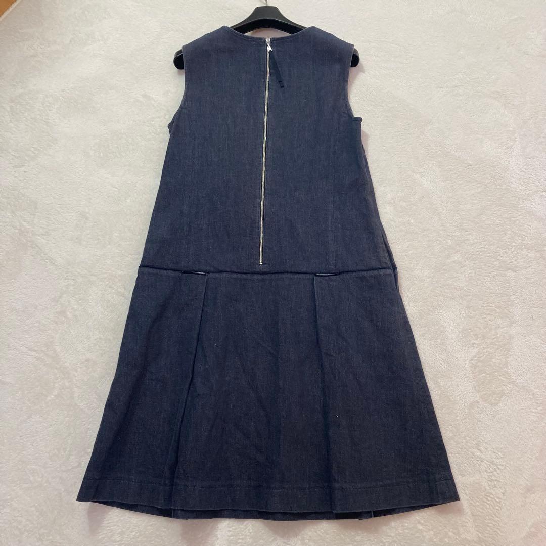 美品　フォクシーニューヨーク　デニム　ノースリーブワンピース 40 ロゴプレート