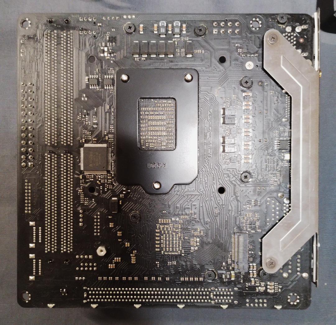 マザーボード/X570 PHANTOM GAMING-ITX/TB3/送料無料