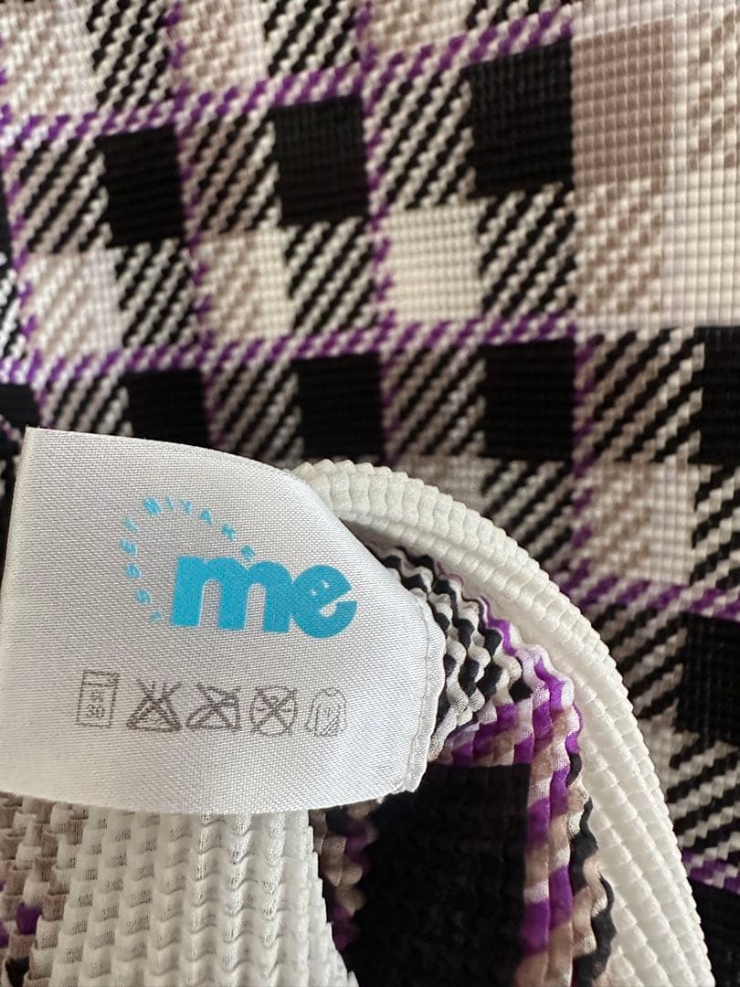 me ISSEY MIYAKE ストレッチプリーツ チェック柄 カットソー