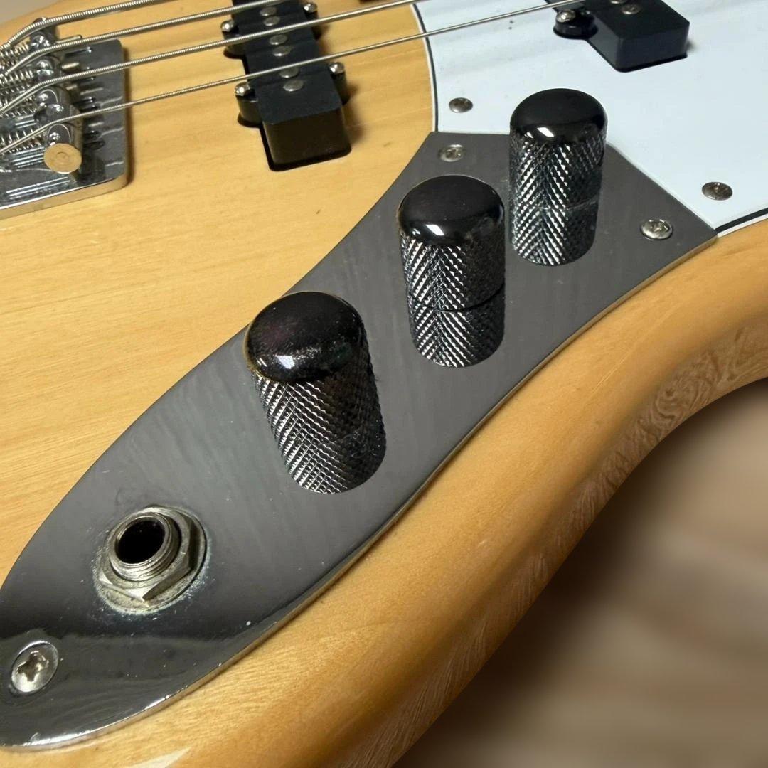 782067/ Woofy basses エレキベース gibson 木目