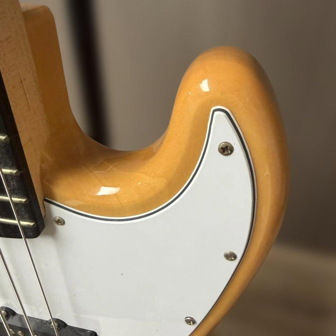 782067/ Woofy basses エレキベース gibson 木目