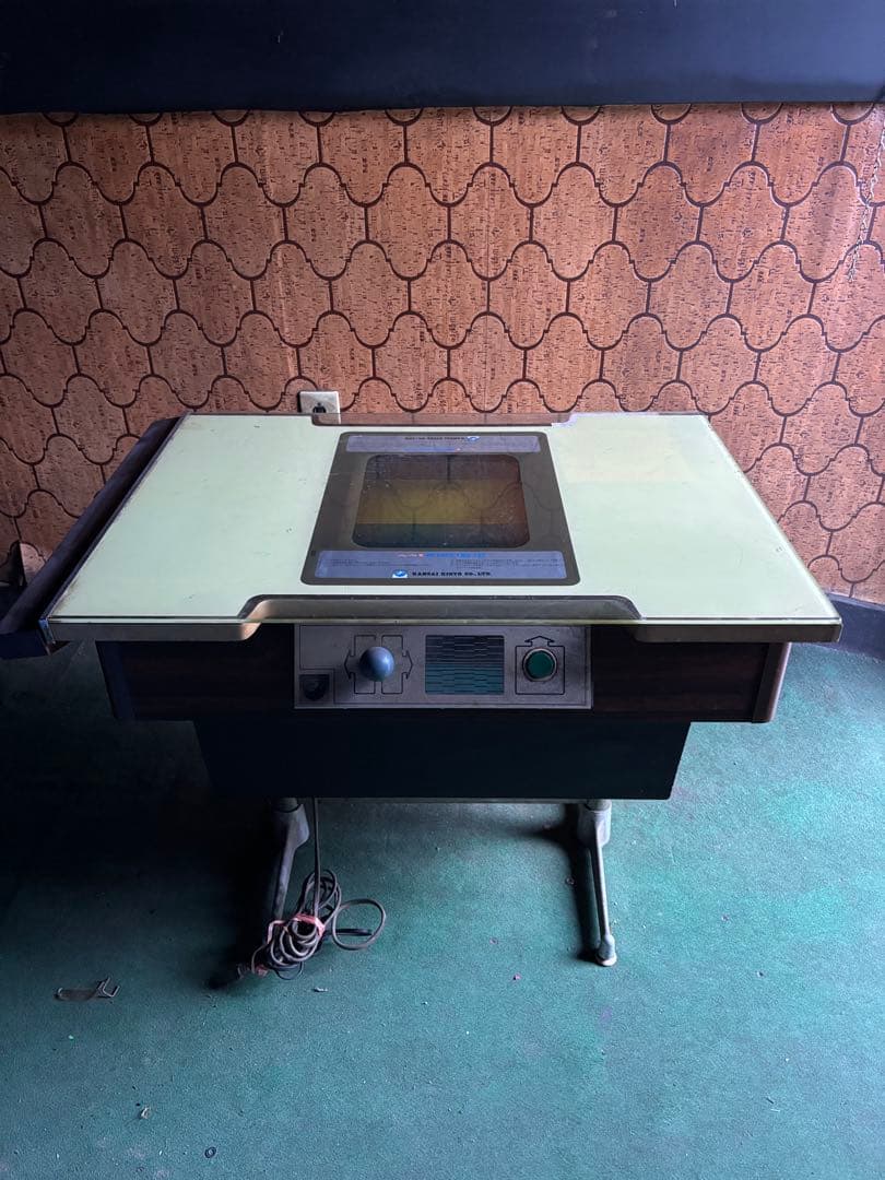 オ*ン様 2/21までの期間限定出品 インベーダーゲーム テーブル型ゲーム機 木