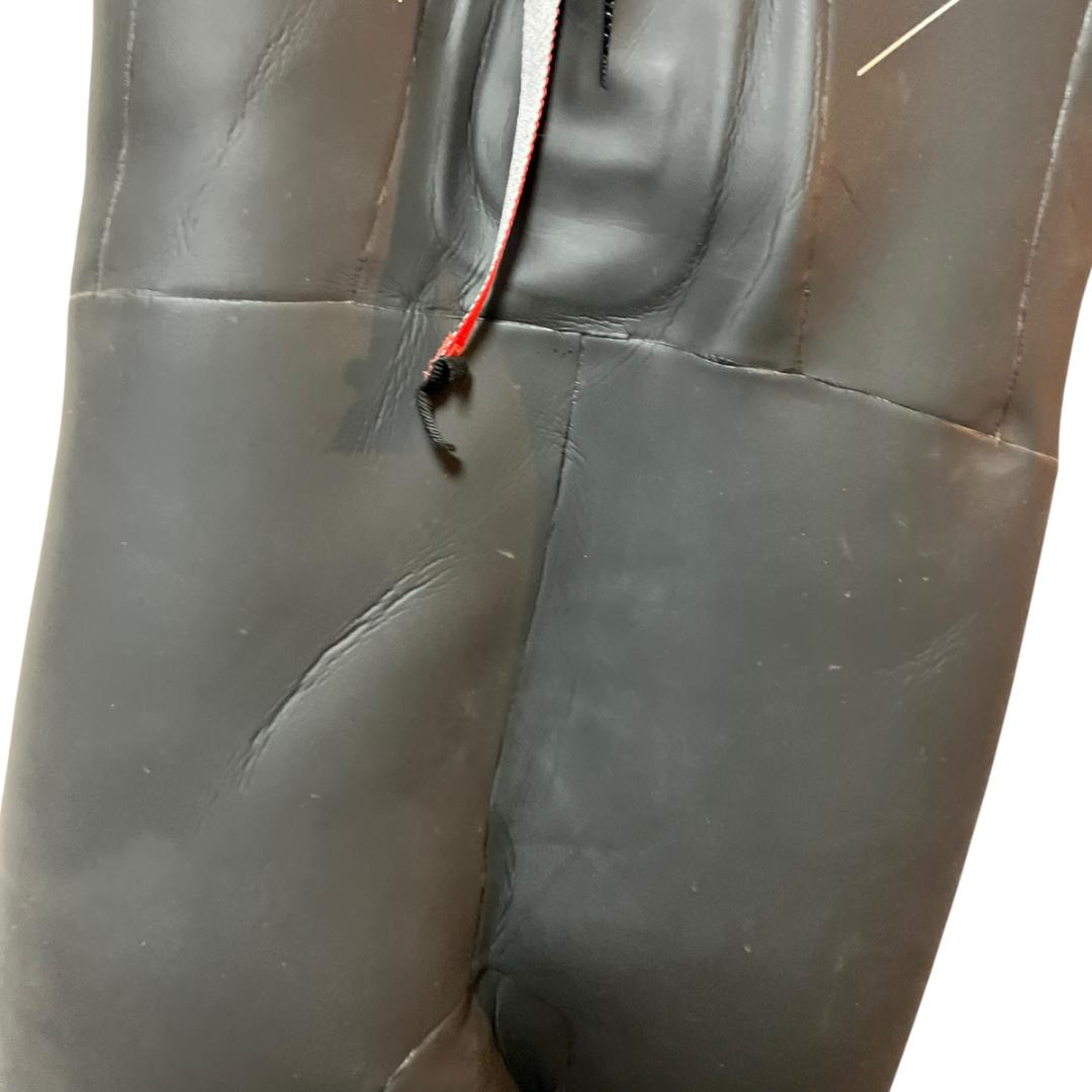 HUUB ARAYA ウェットスーツ Mサイズ 黒　スリーブレス