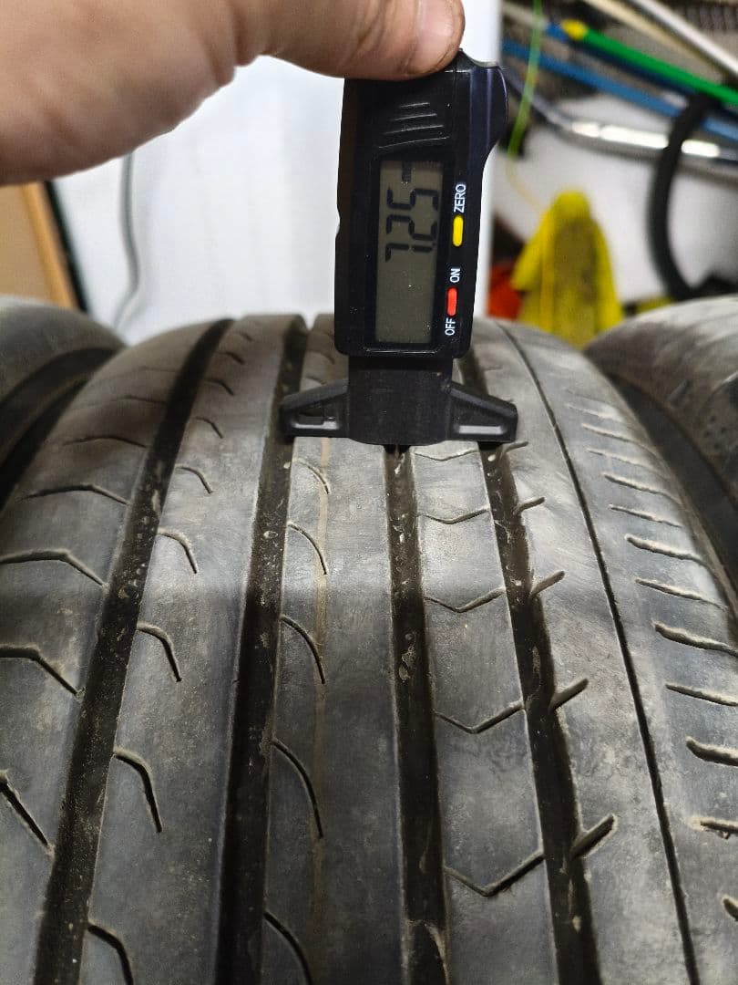205/60R16 YOKOHAMA BluEarth-RV 4本セット