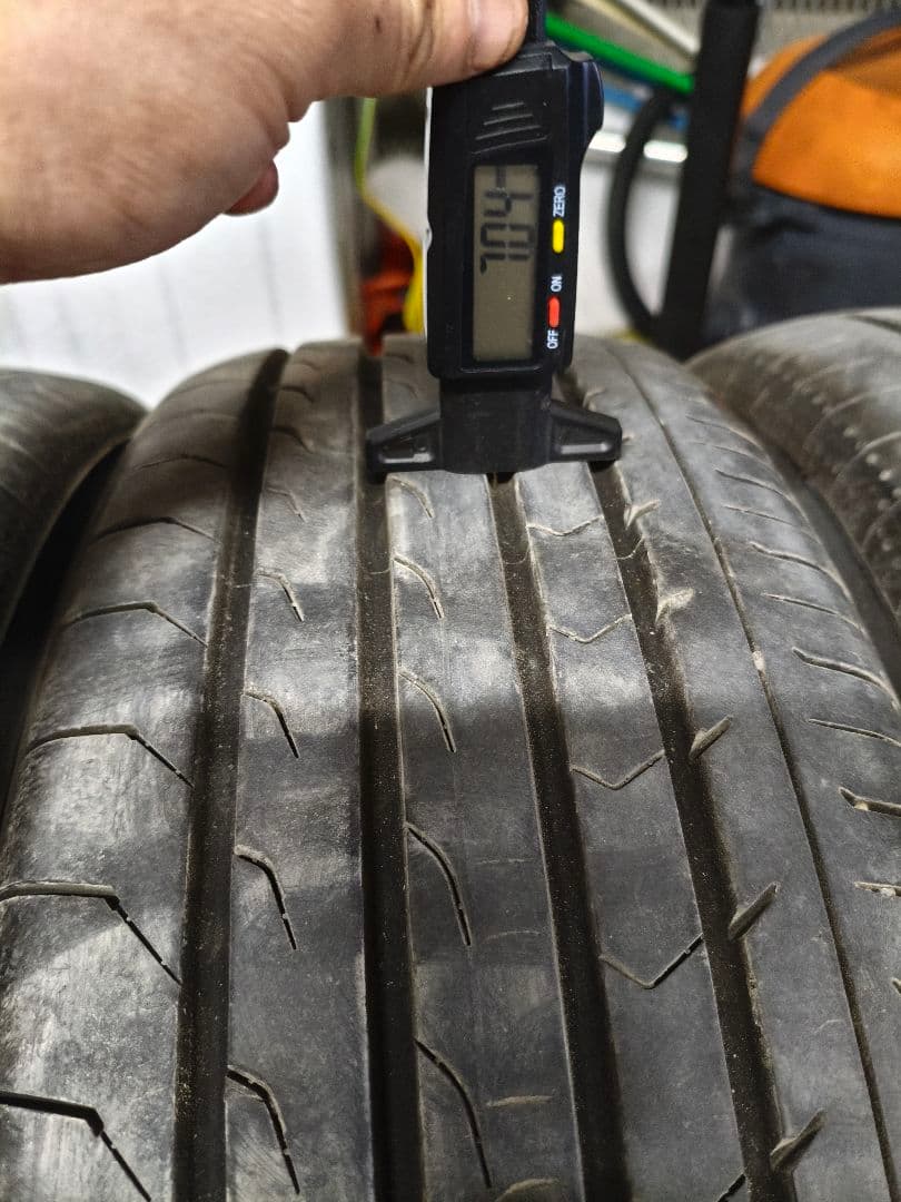 205/60R16 YOKOHAMA BluEarth-RV 4本セット