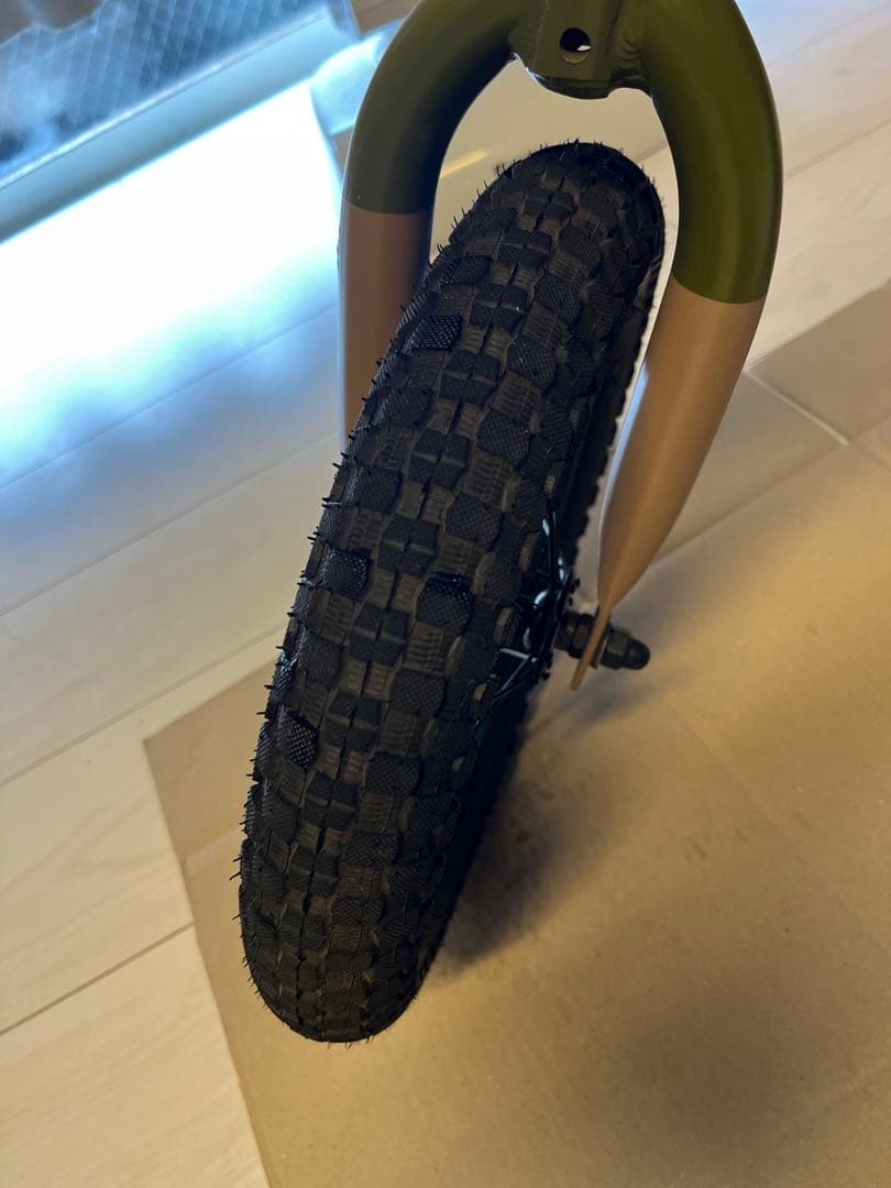 LOG KICKER（ログキッカー） バランスバイク 12インチ カーキ