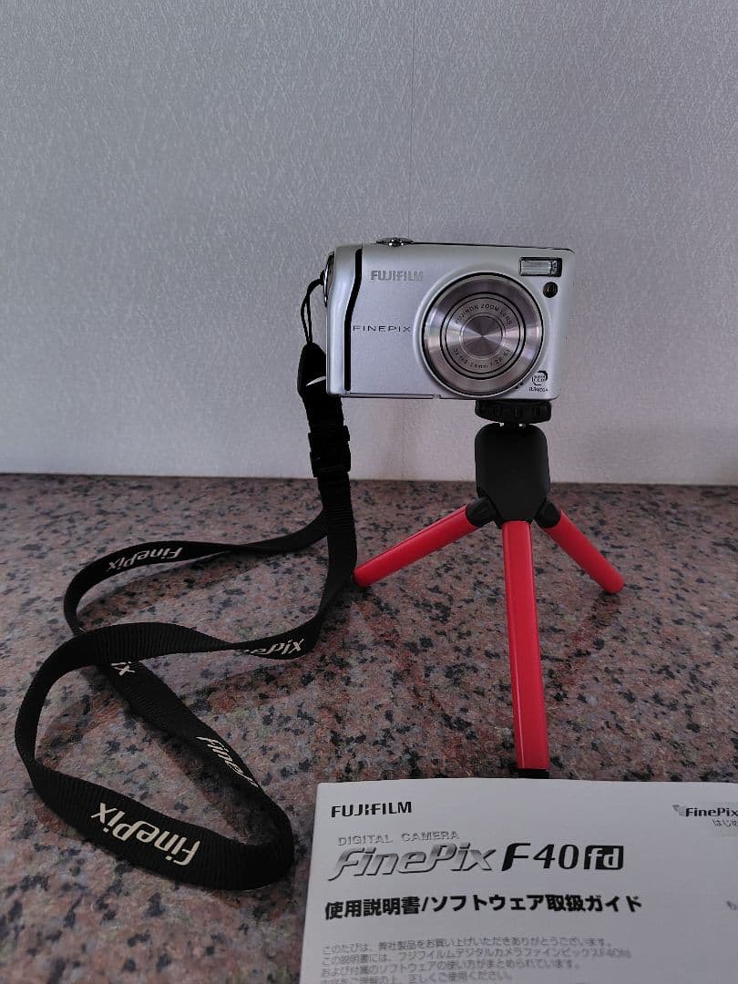 【良品】FUJIFILM FinePix F40fd デジタルカメラ