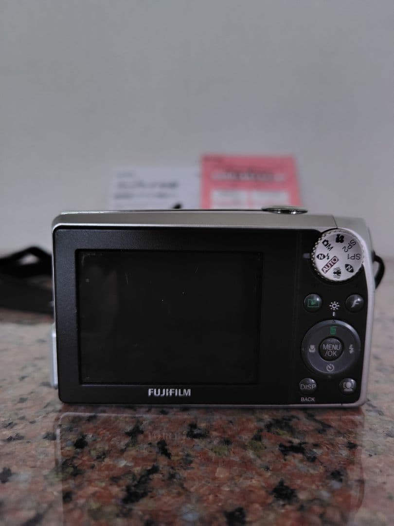 【良品】FUJIFILM FinePix F40fd デジタルカメラ