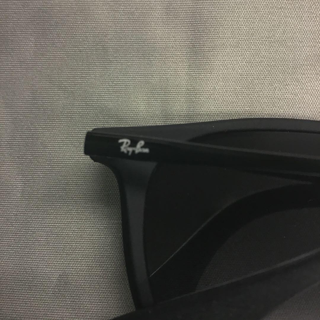 ❣️美品❣️Ray-Banレイバン　ERIKA CLASSICブラック偏光サングラス