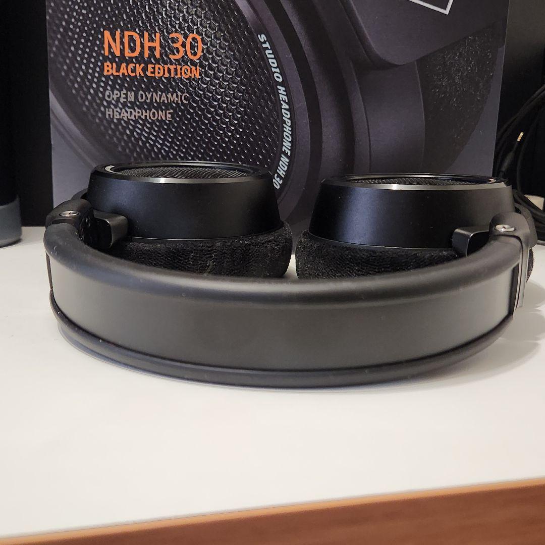 美品 Neumann NDH 30 Black Edition ノイマン