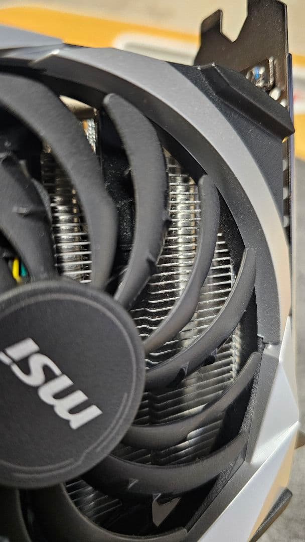 グラフィックボード・グラボ・ビデオカード MSI Radeon RX 6600 XT 8GB