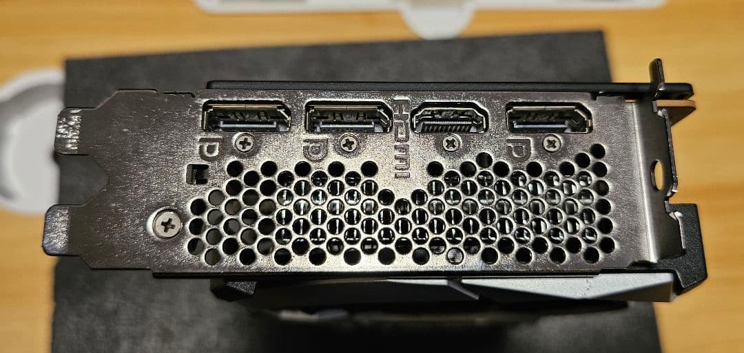 グラフィックボード・グラボ・ビデオカード MSI Radeon RX 6600 XT 8GB