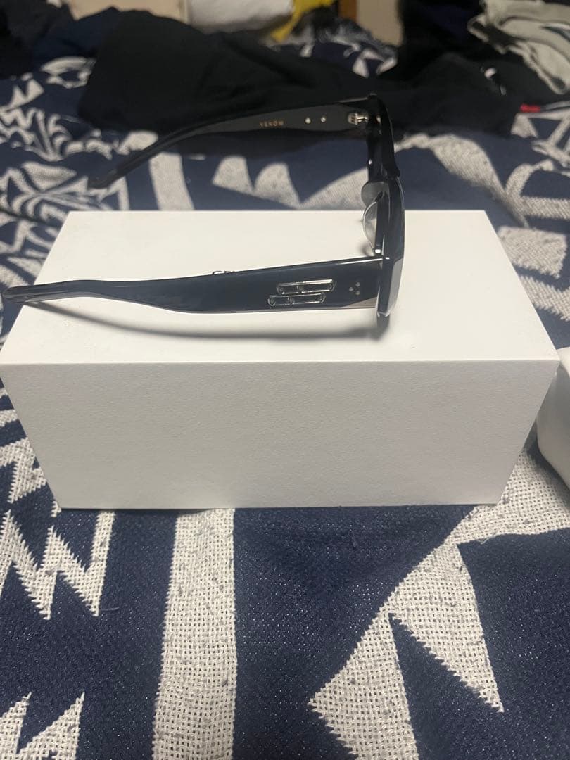ジェントルモンスター サングラス venom Gentle Monster