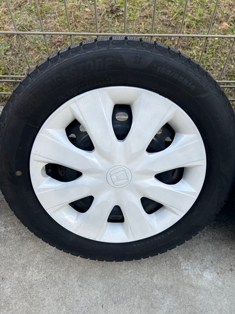 ブリヂストン　ブリザック　155/65r14 スタッドレスタイヤ　山有り　2本①