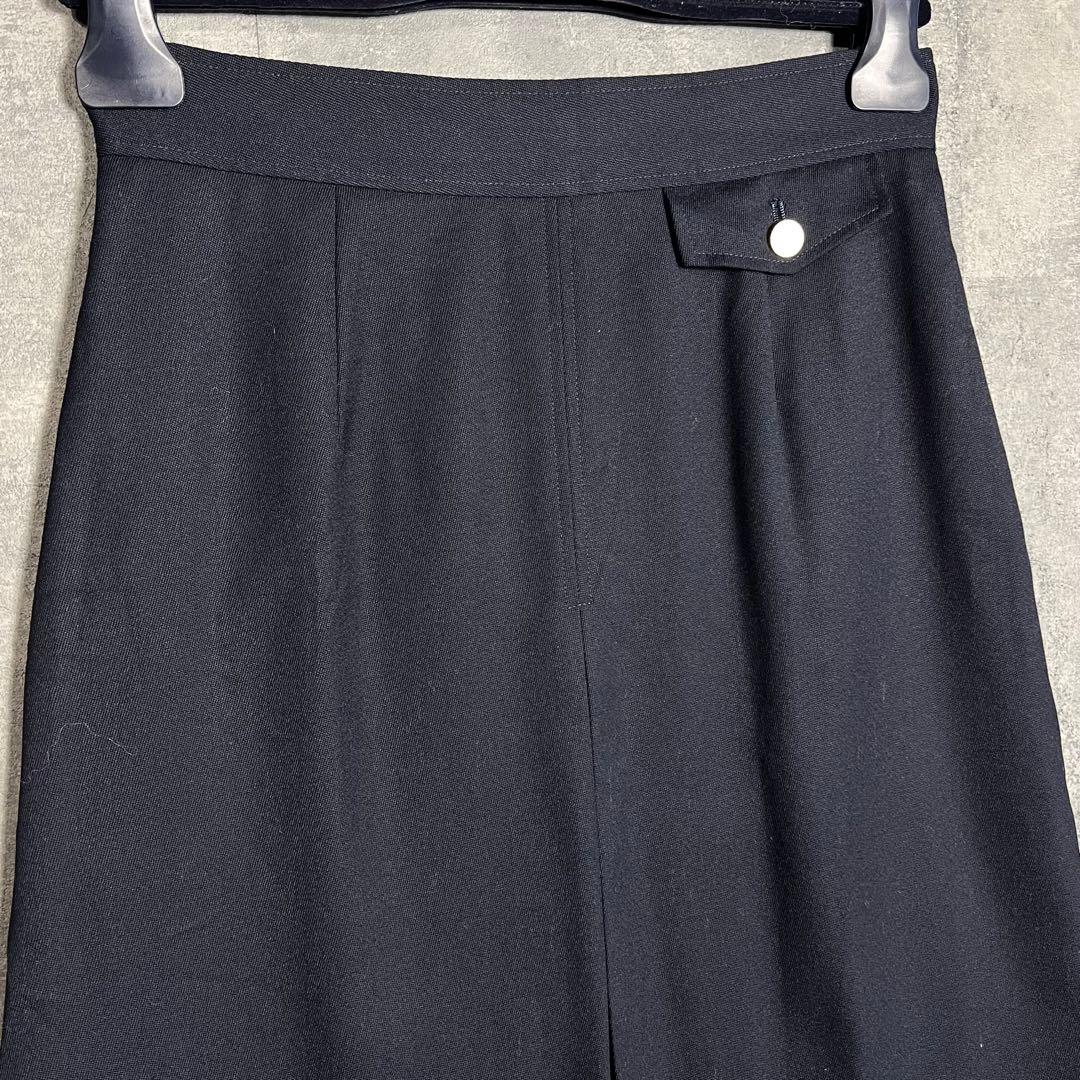 allureville上品なバイカラースカート　ネイビー×レッド　サイズ2