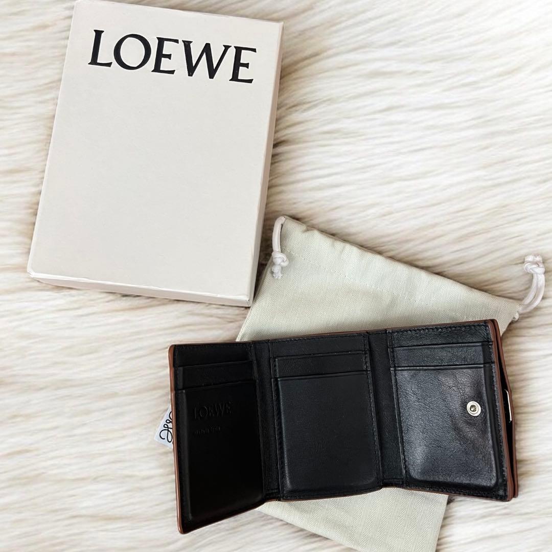 ⭐️LOEWE ロエベ アナグラムトリフォルド 6ccウォレット ブラック⭐️