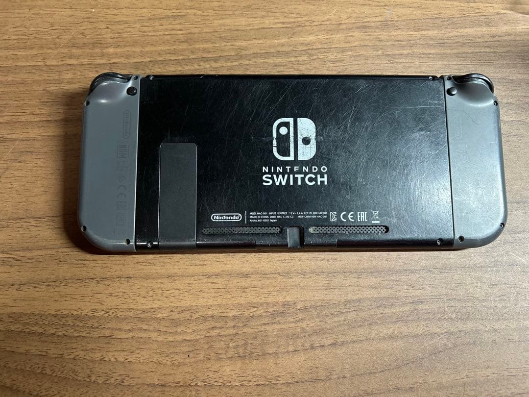 Nintendo Switch 本体 32GBSDカード付き傷あり 動作確認済み