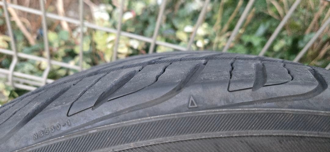 YOKOHAMA245/40/R20 4本セット24年製 バリ山2個口送料込み①