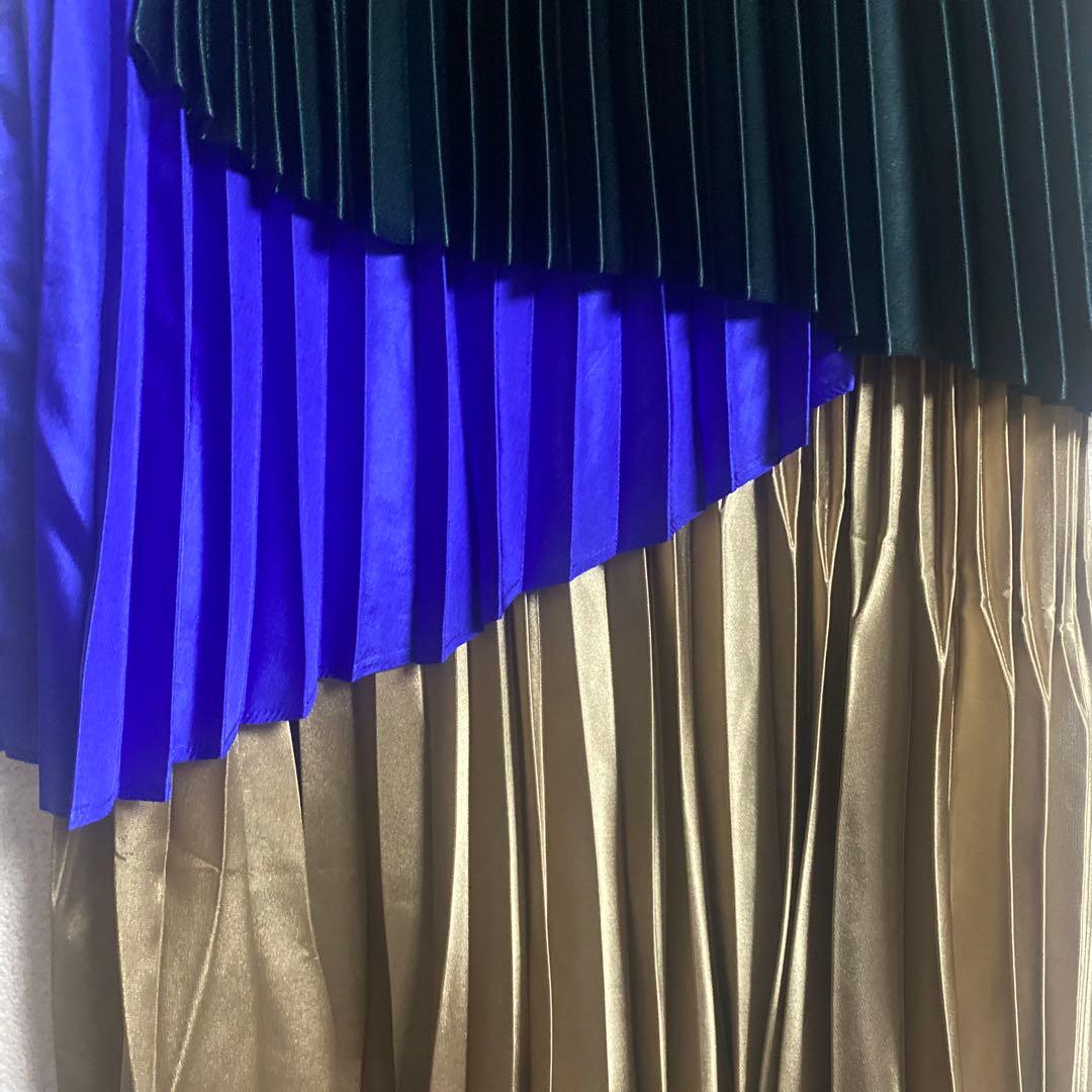 スカート UN3D. ORIGAMI PLEATS SK GS