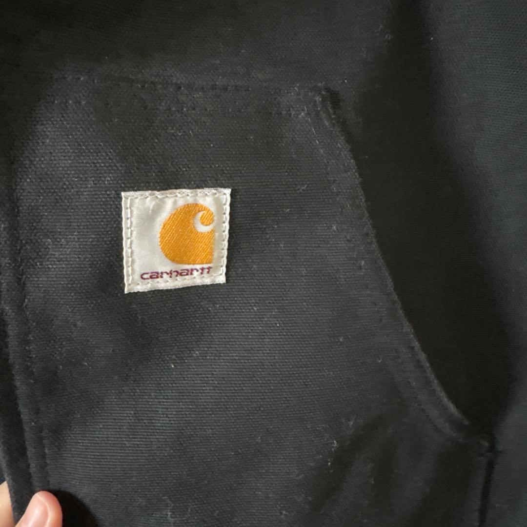 Carhartt フード付きブラックジャケット Mサイズ
