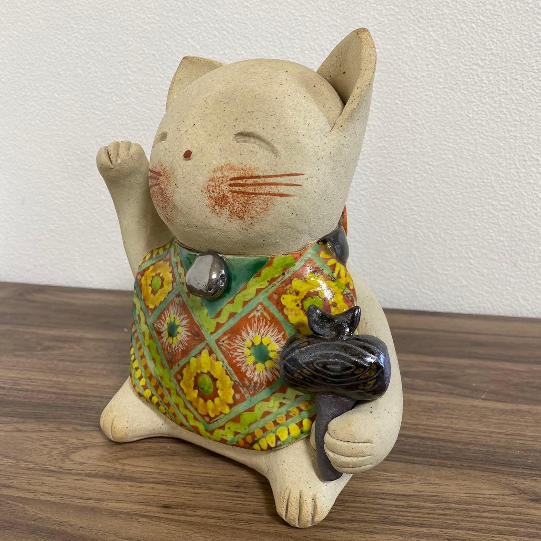 益子焼　加藤 麻里作 陶器　猫　ネコ　招き猫　約19センチ