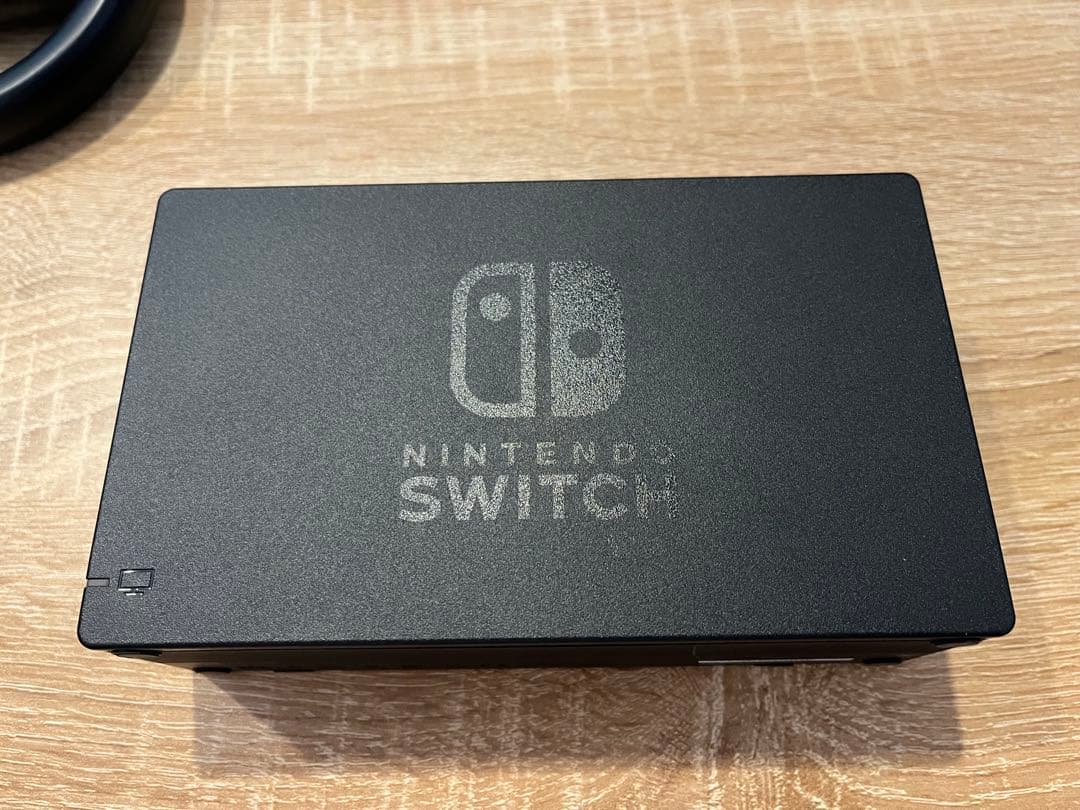 【中古】Nintendo Switch 旧モデル／グレー　マリオカート8