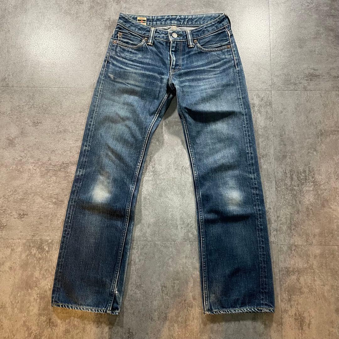 MOMOTARO ストレートジーンズ w26 ヒゲ フェード