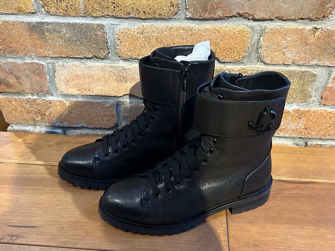 新品　Jimmy chooジミーチュウ　レースアップ　ブーツ　　サイズ３７