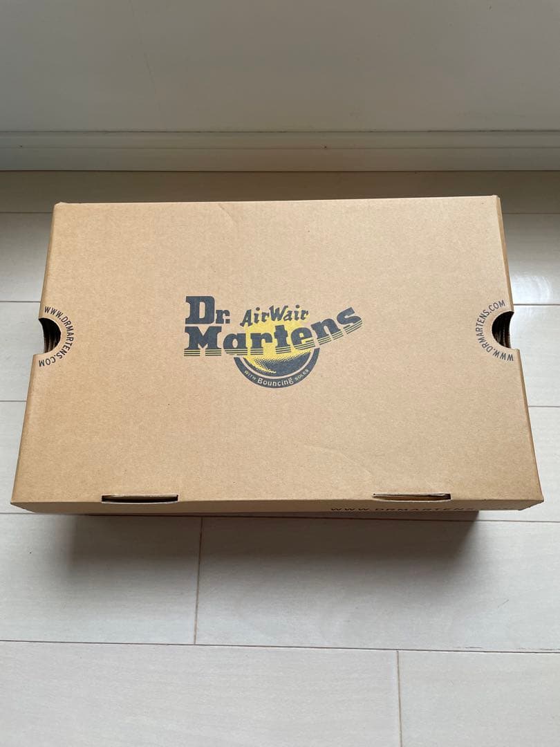 Dr. Martens チェリーレッド8ホール UK5 24〜24.5cm
