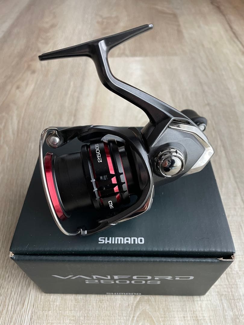 m*A様 SHIMANO 20VANFORD 2500S スピニングリールUSE