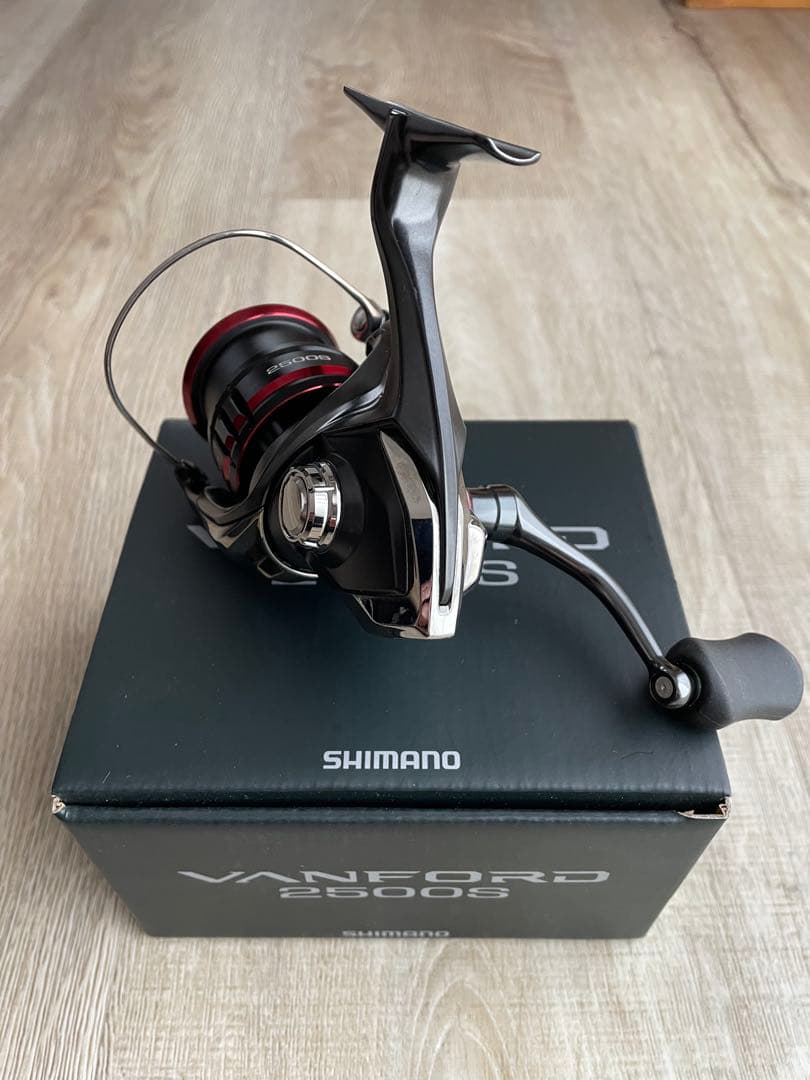m*A様 SHIMANO 20VANFORD 2500S スピニングリールUSE