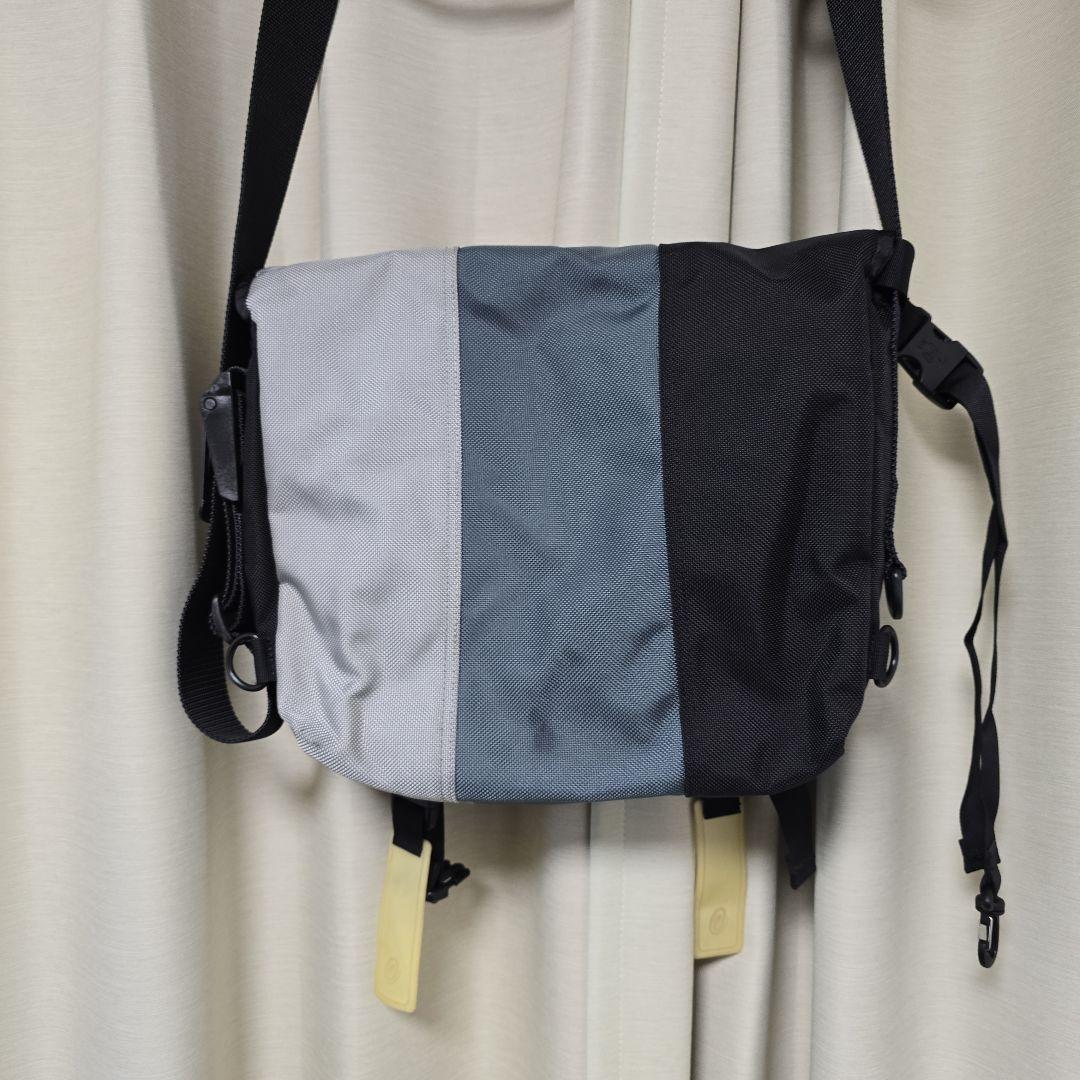 Timbuk2 メッセンジャーバッグ 黒・グレー・青　Sサイズ