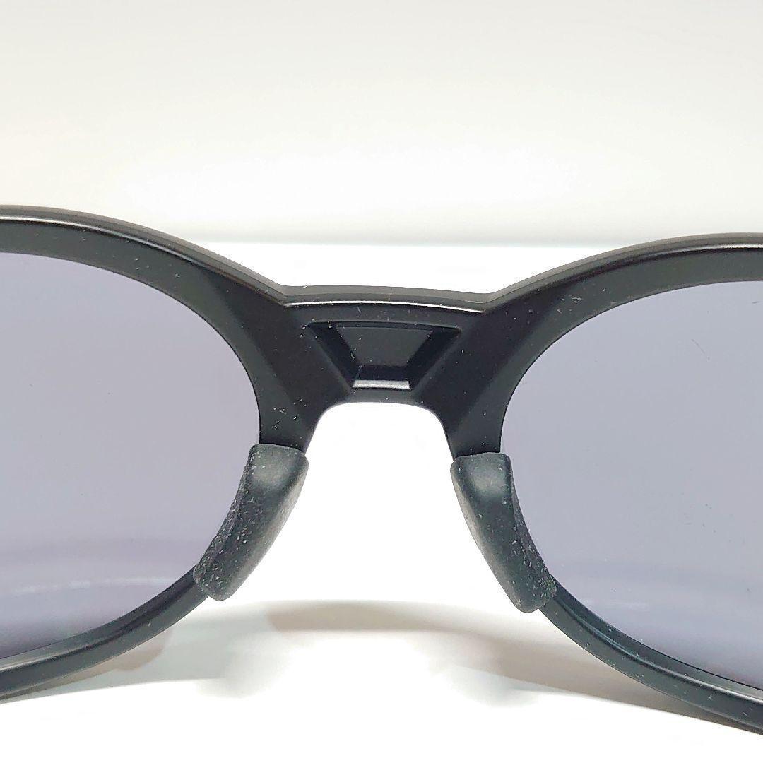 OAKLEY OO9438-0158 EYE JACKET REDUX ブラック