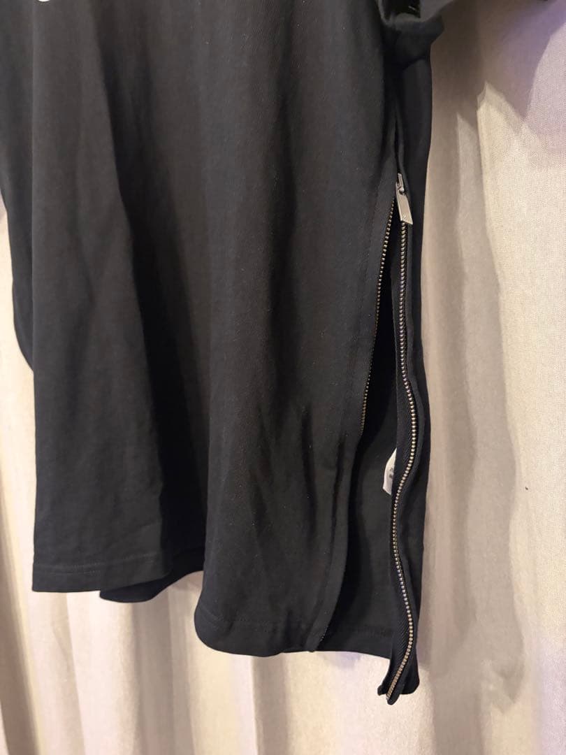A.P.C.／sacai ブラックTシャツ