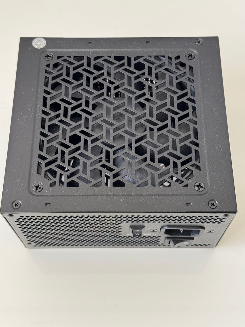 PC用電源ユニット Antec GSK 750W ゴールド 美品