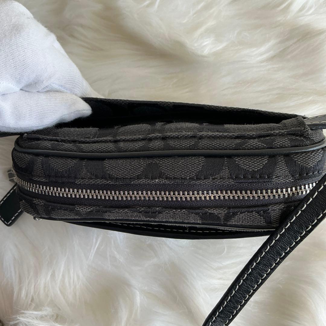 COACHコーチシグネチャー ウエストバッグ サコッシュ ボディバッグ 肩掛け