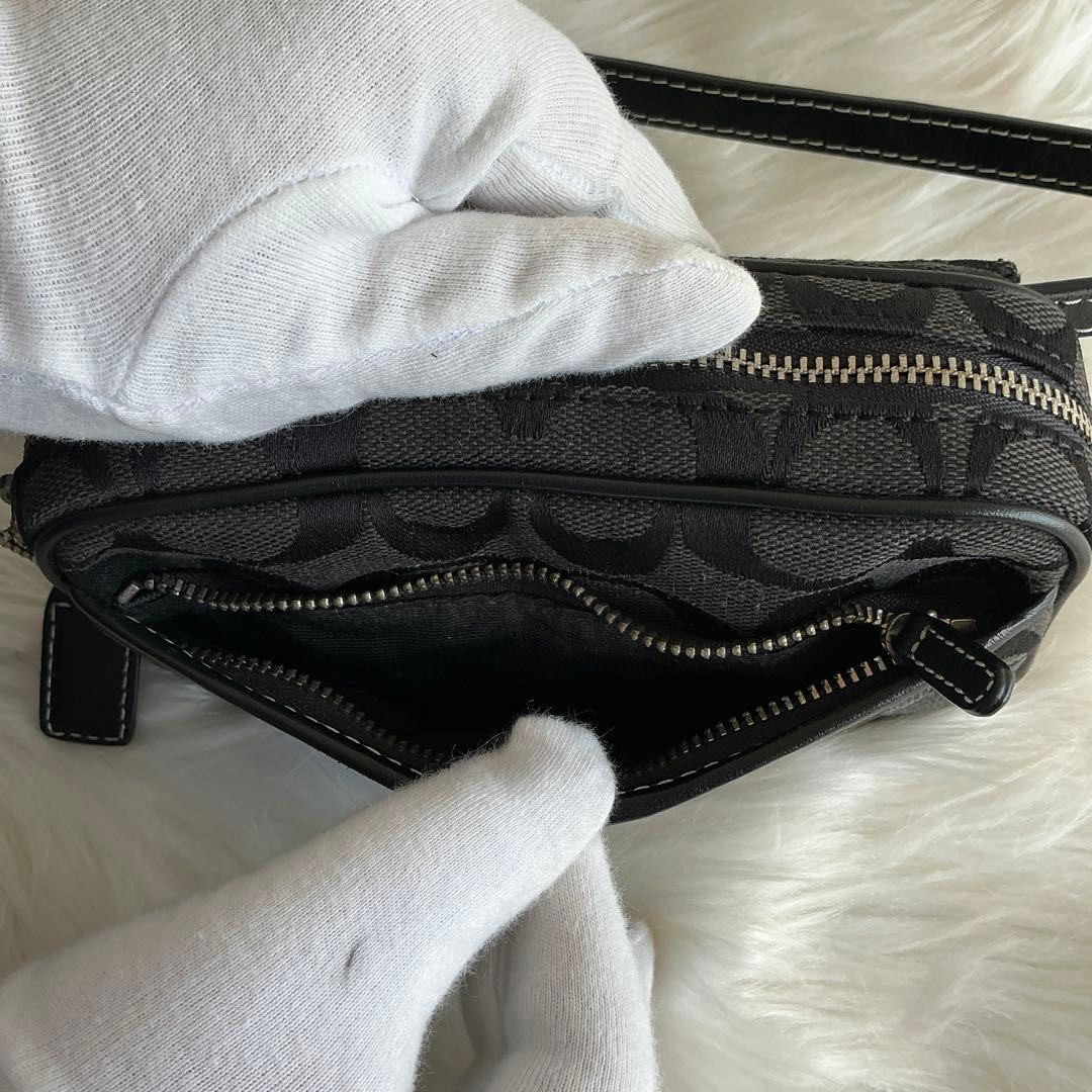 COACHコーチシグネチャー ウエストバッグ サコッシュ ボディバッグ 肩掛け