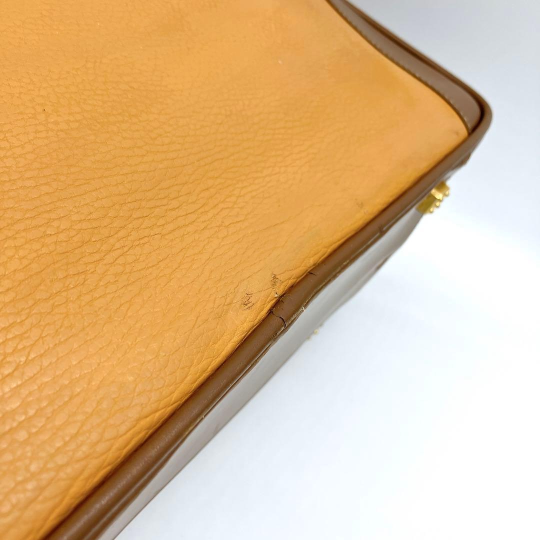【LOEWE】トラベルバッグ　アナグラム型押し　ゴールド金具　レザー　ブラウン