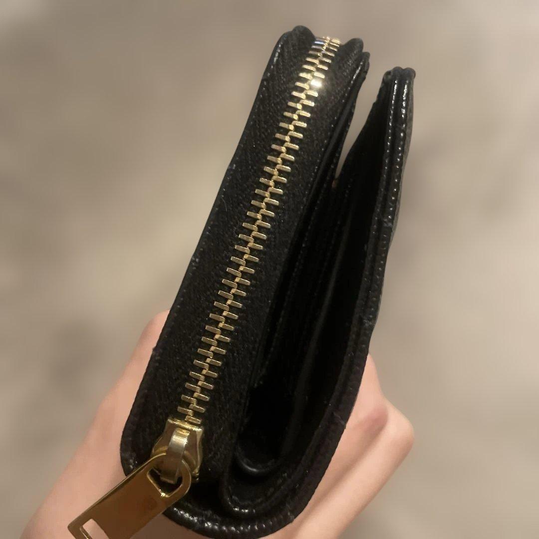 SAINT LAURENT ブラックレザー折り財布