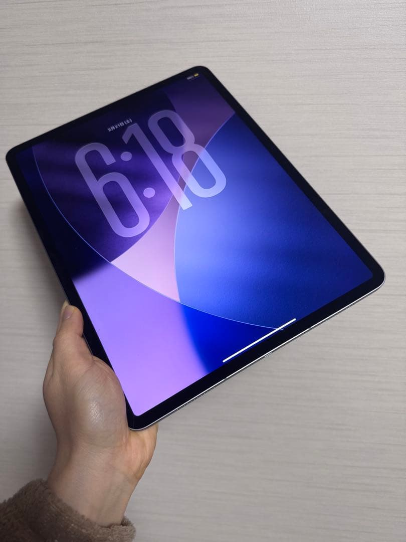 未使用に近いIPad Air 第7世代 13インチ WiFi+Cellular