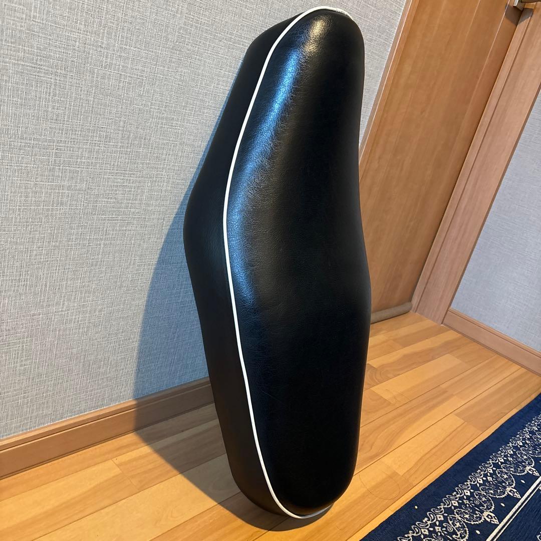 カワサキ　W650 純正張り替え　シート