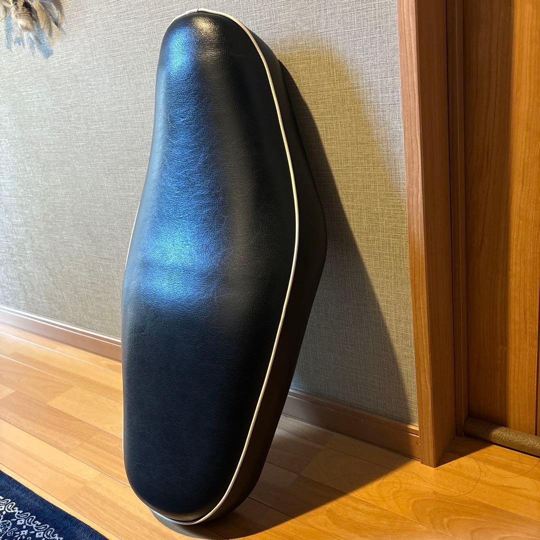 カワサキ　W650 純正張り替え　シート