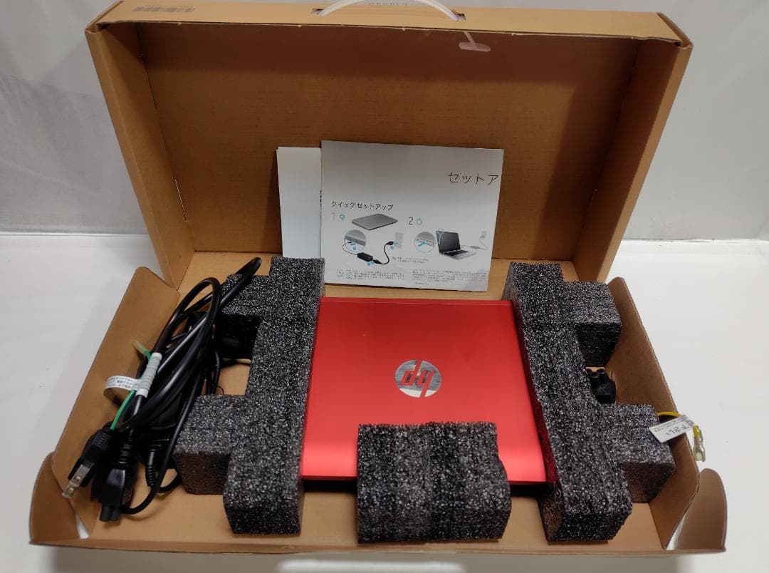 HP 2in1ノートパソコン　Y4G68PA＃ABJ　１０．１型　win10