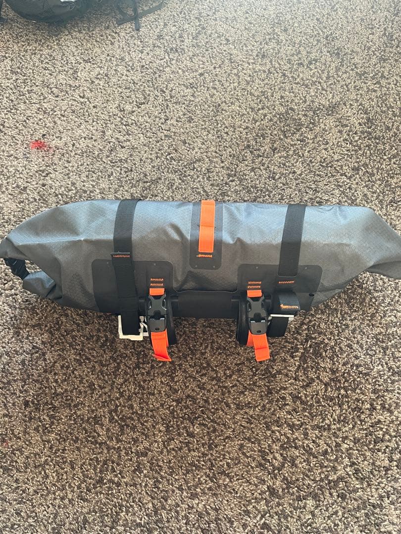 ORTLIEB 防水　バッグ バイク　ハンドル　パッキング 自転車　バー