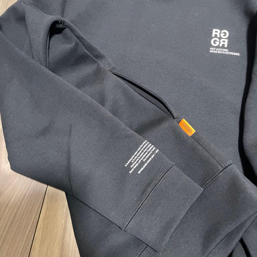 美品✨RUFFLOGのトップス