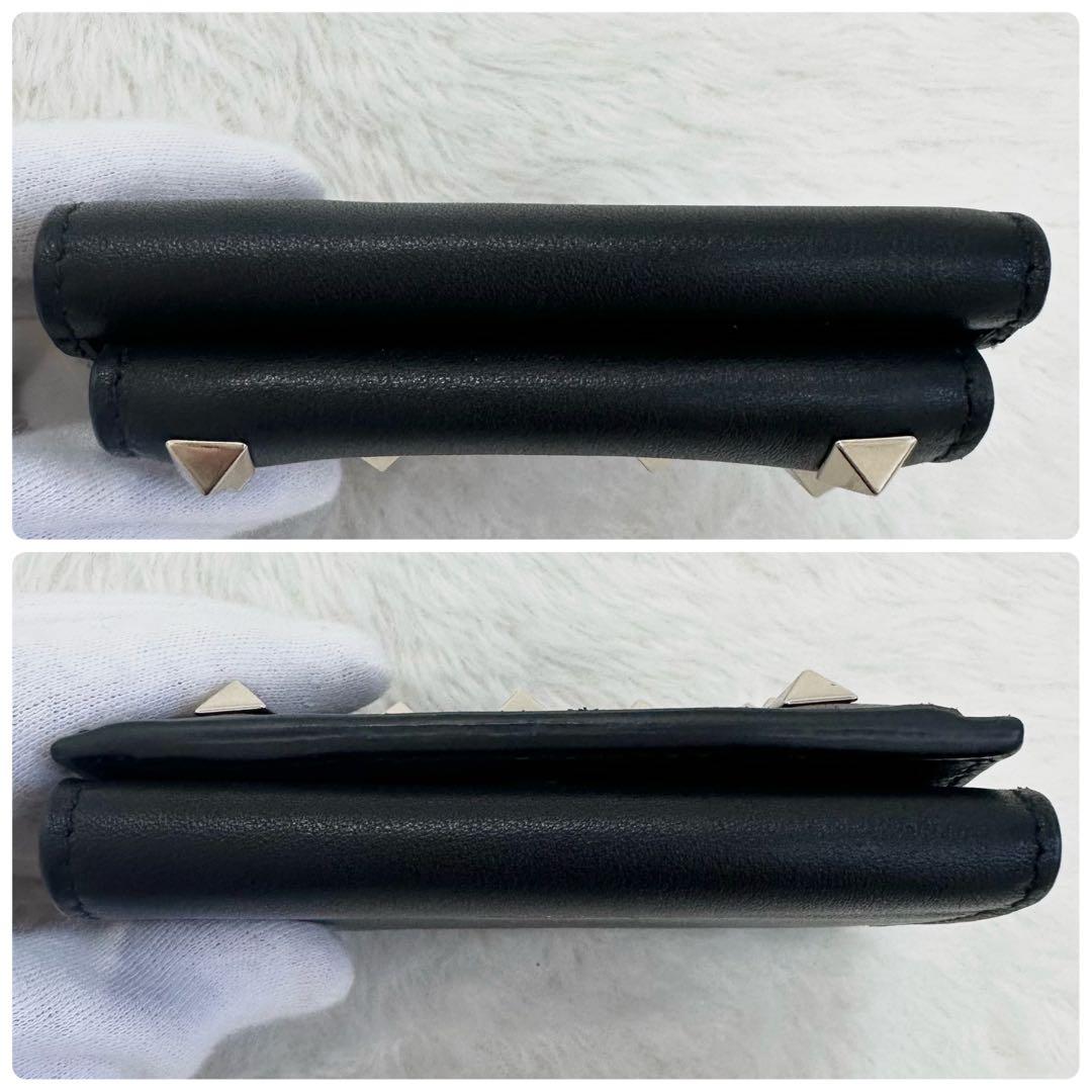 極美品✨ヴァレンティノガラヴァーニ　ロックスタッズ　三つ折り財布　ブラック　本革