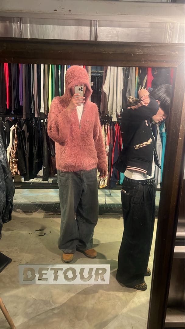 トップス THUGCLUB