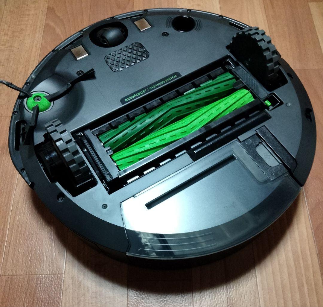 ルンバiRobotルンバi3【22年製】合計使用時間3時間未満　極美品