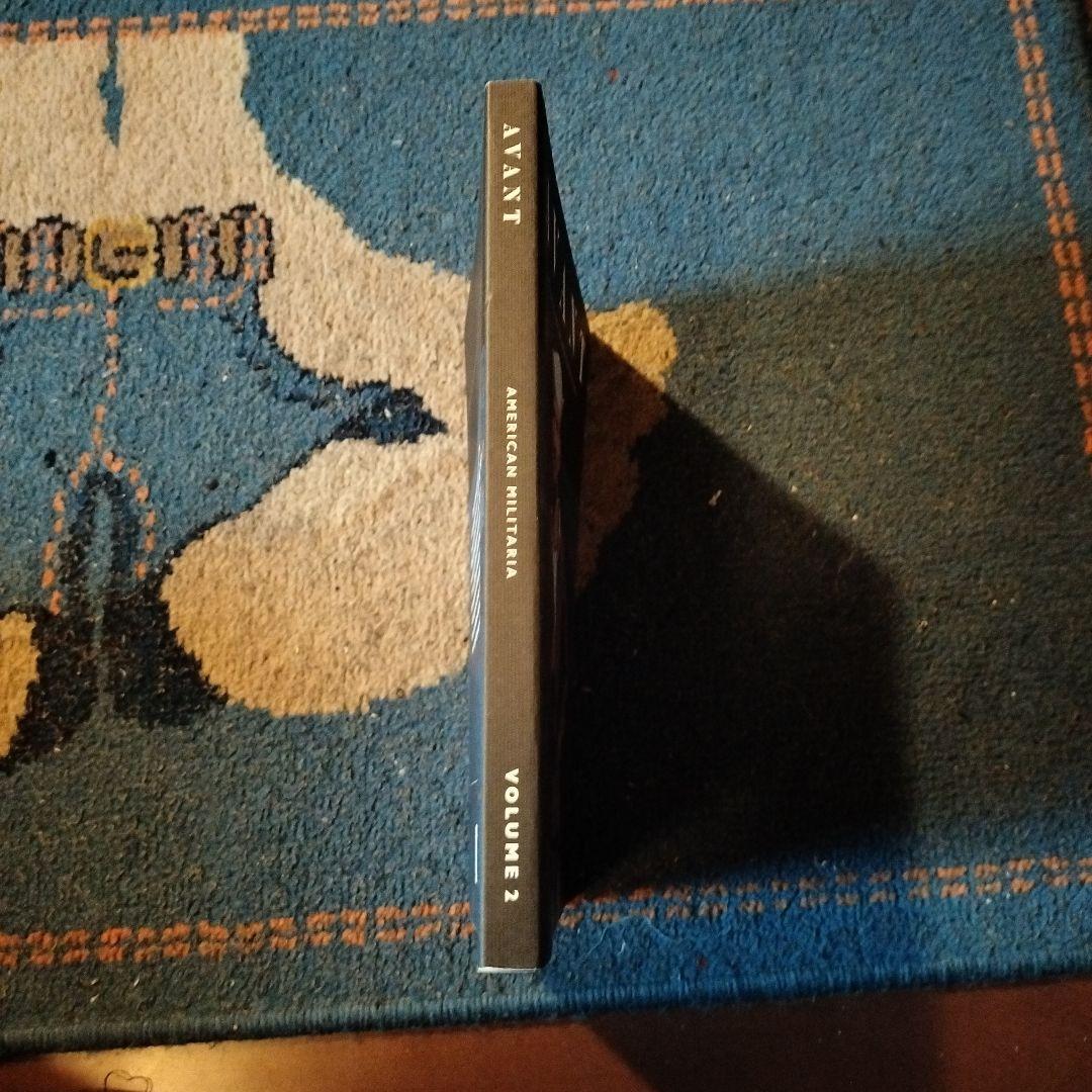 洋書 AVANT: An Anthology of American Military